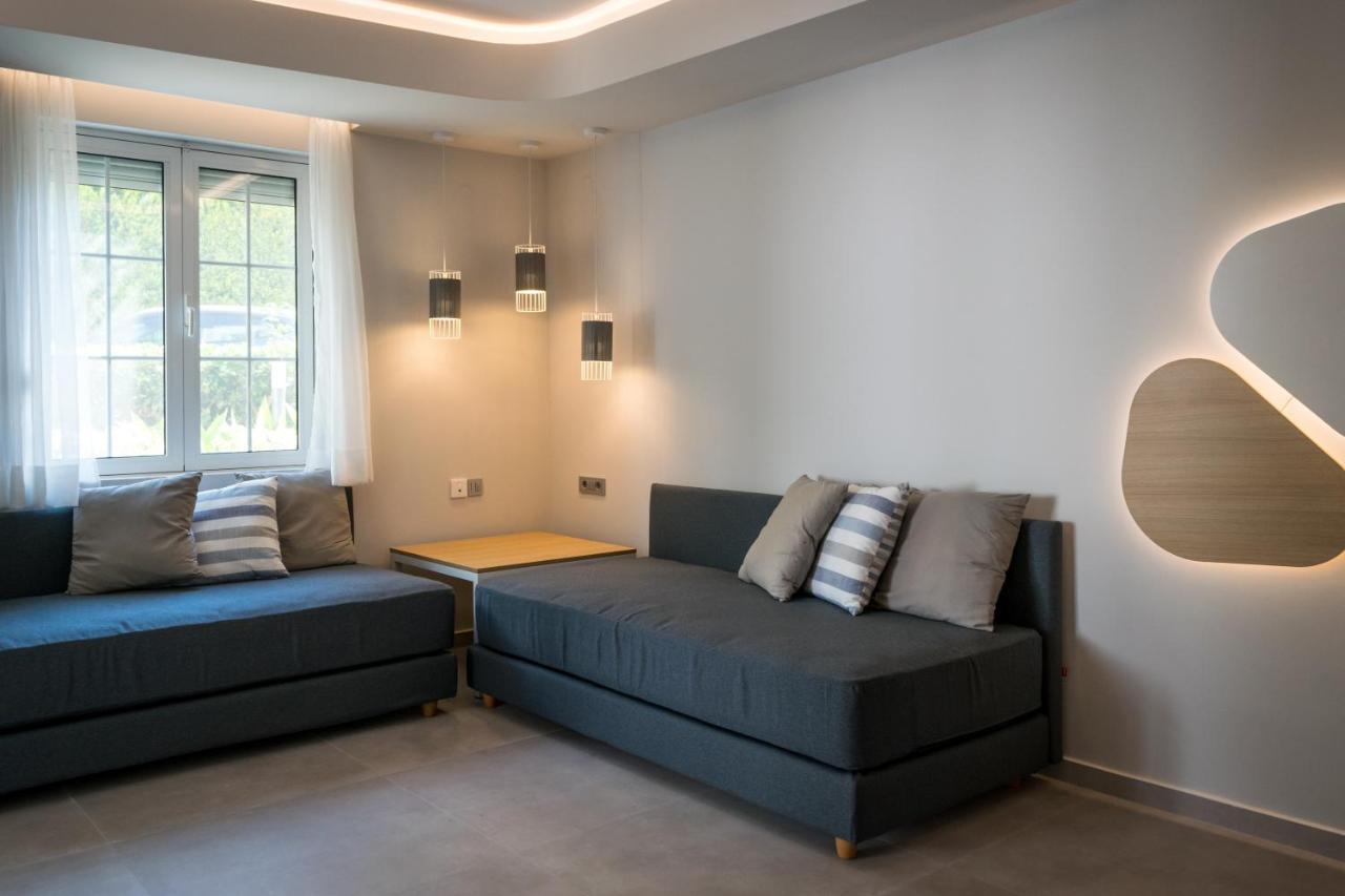 Evdokia Suites Goúvai Luaran gambar