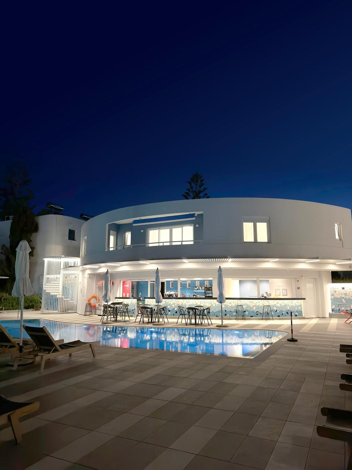 Evdokia Suites Goúvai Luaran gambar