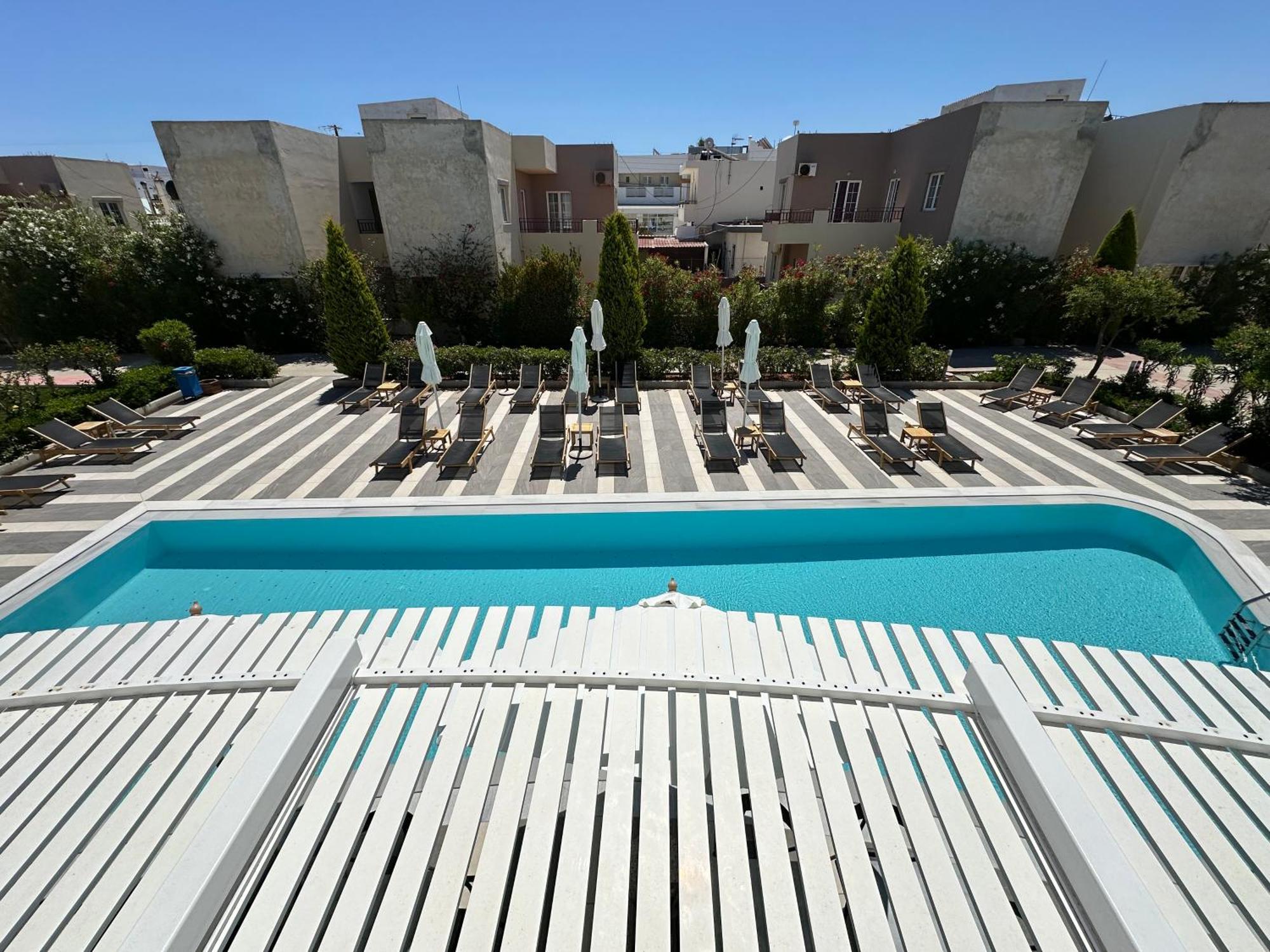 Evdokia Suites Goúvai Luaran gambar