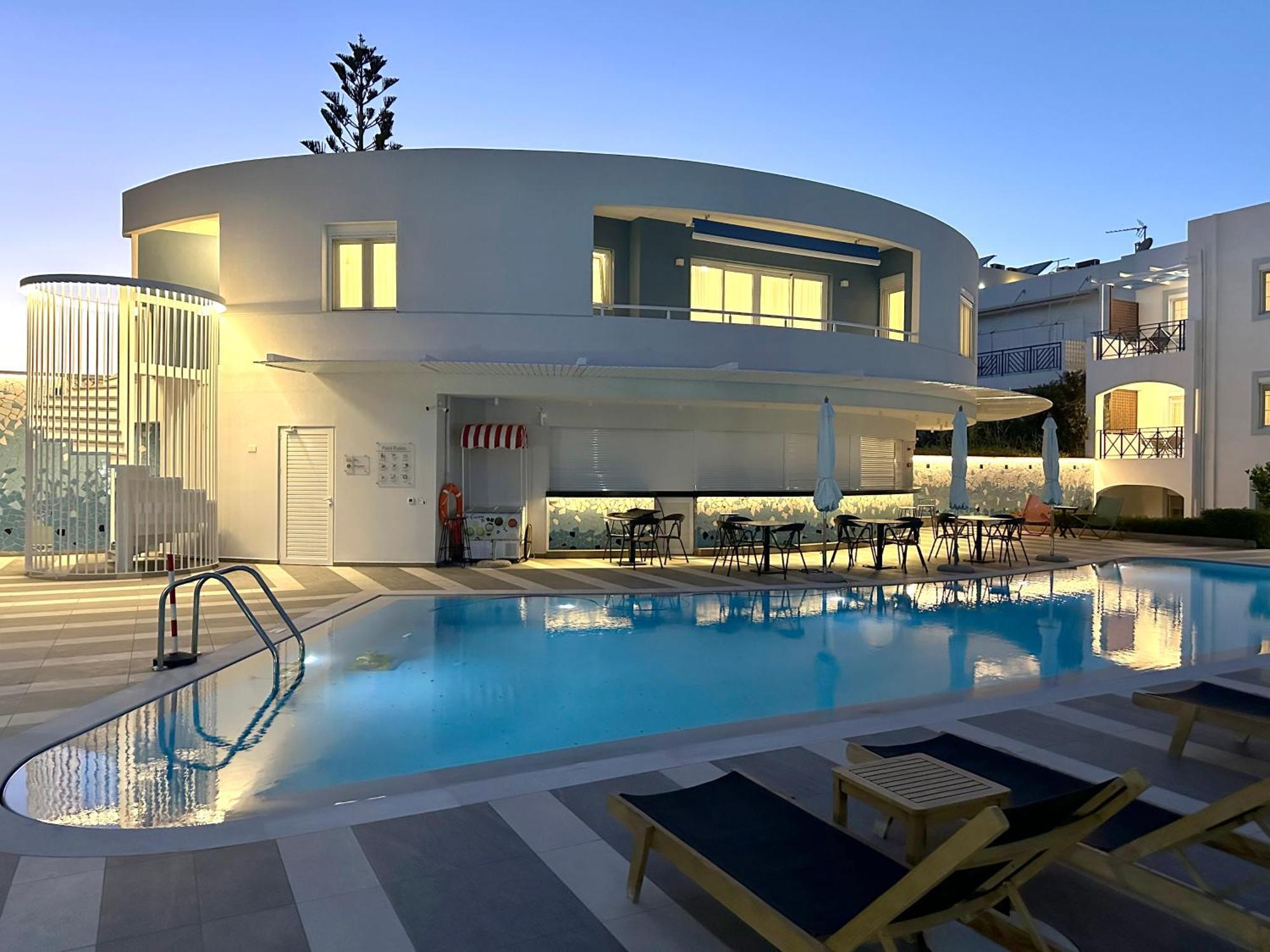 Evdokia Suites Goúvai Luaran gambar