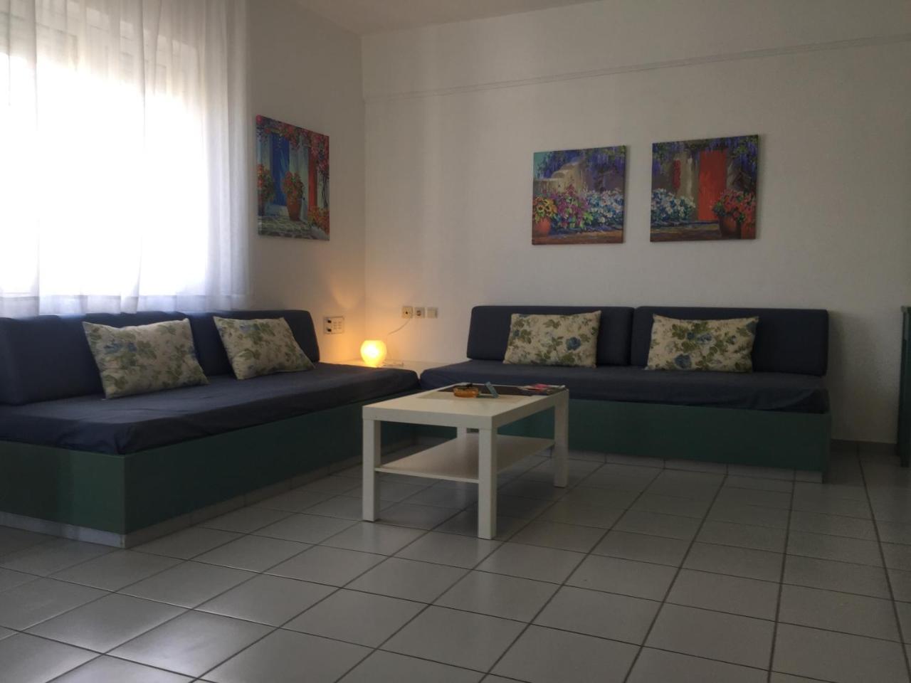 Evdokia Suites Goúvai Luaran gambar